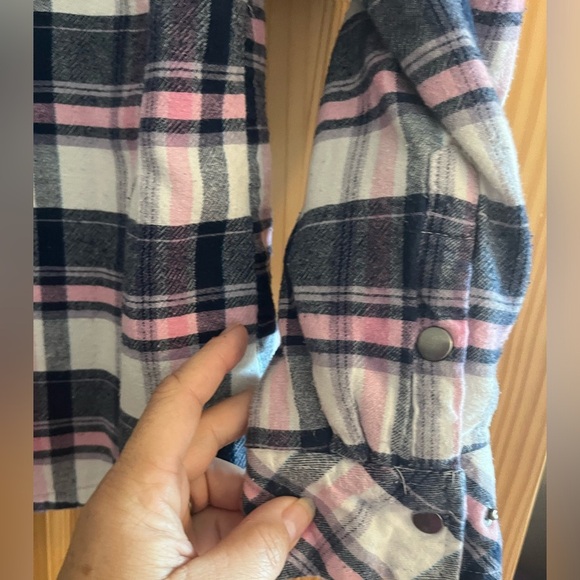 Roper Women’s Thermal Lined Flannel Hooded Pink and Blue Plaid Jacket Size Med - Picture 5 of 9